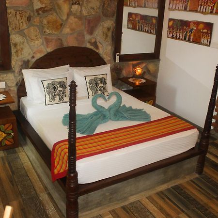 Villa Olde Ceylon Kandy Buitenkant foto
